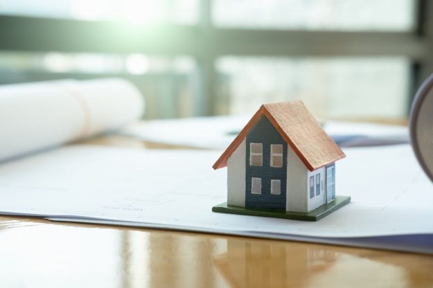 chartered building surveyor in London - property market